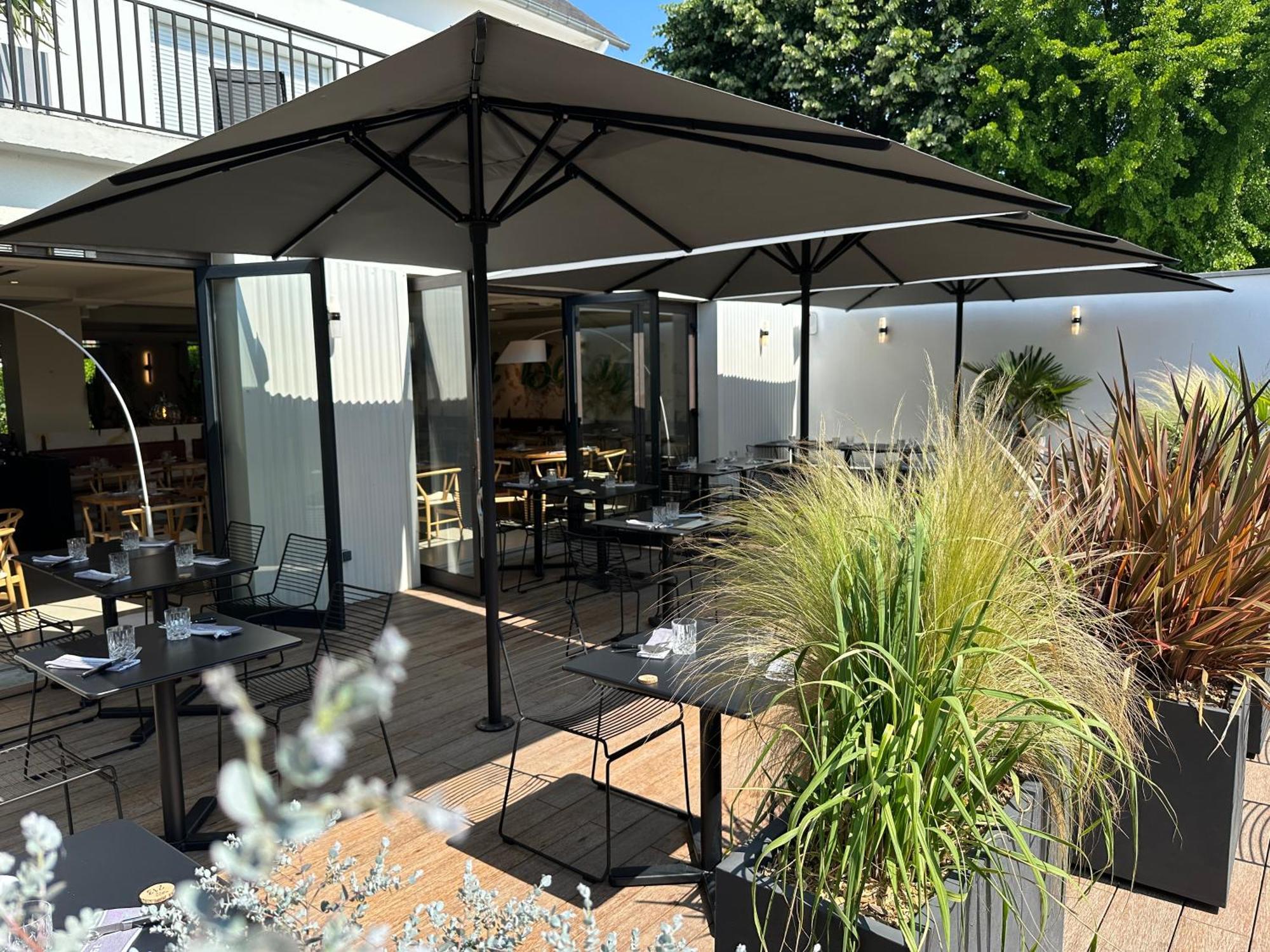 Logis Hotel & Restaurant Le Vert Bocage Franqueville-Saint-Pierre Exterior foto